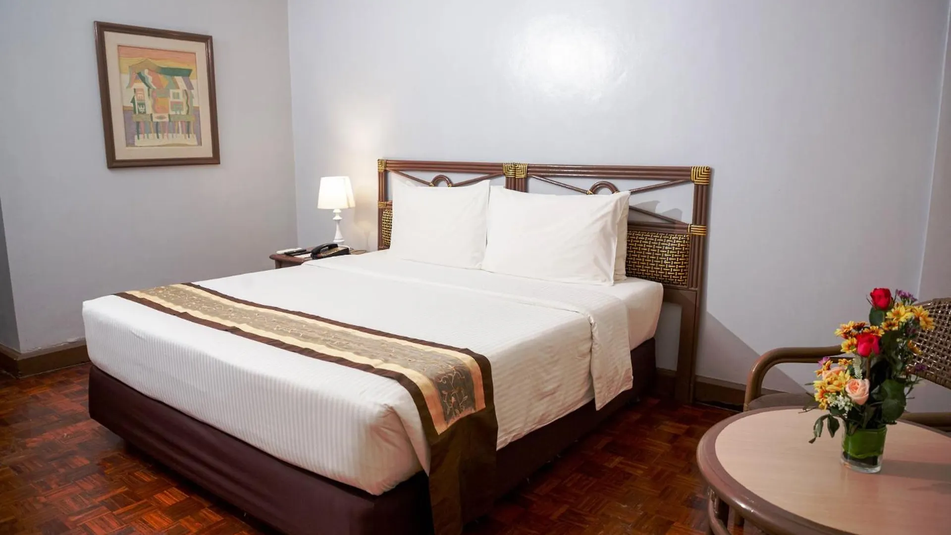 워터프런트 인술라 호텔 다바오 Davao City