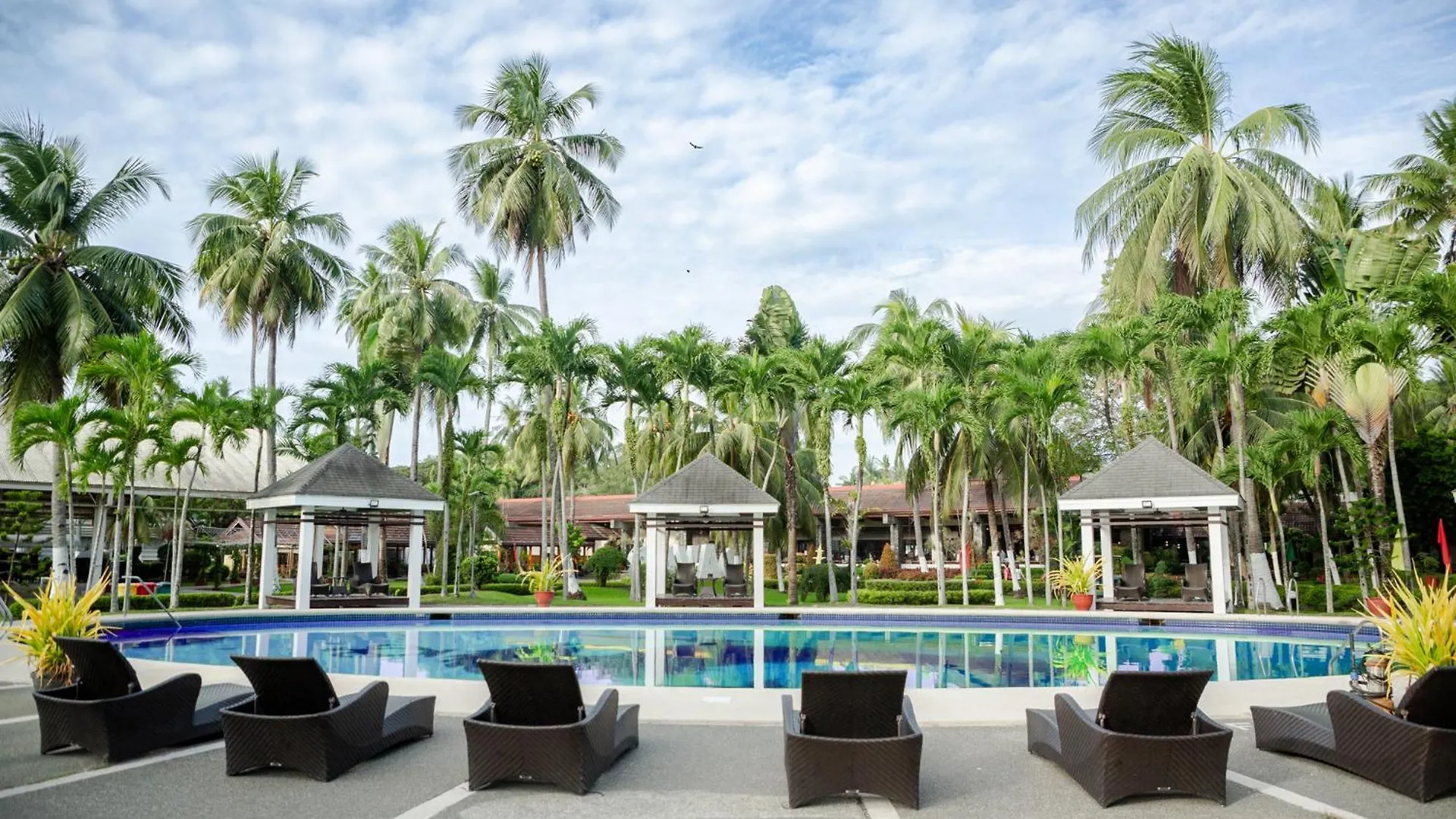Waterfront Insular Hotel Davao City 4*,  הפיליפינים