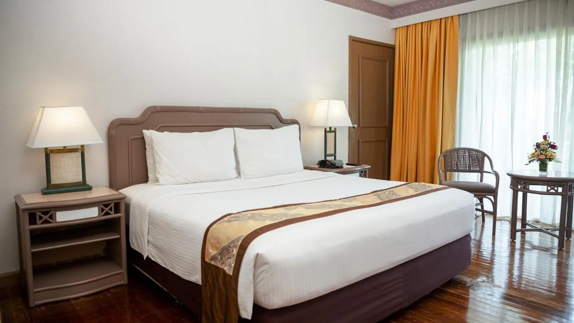 워터프런트 인술라 호텔 다바오 Davao City