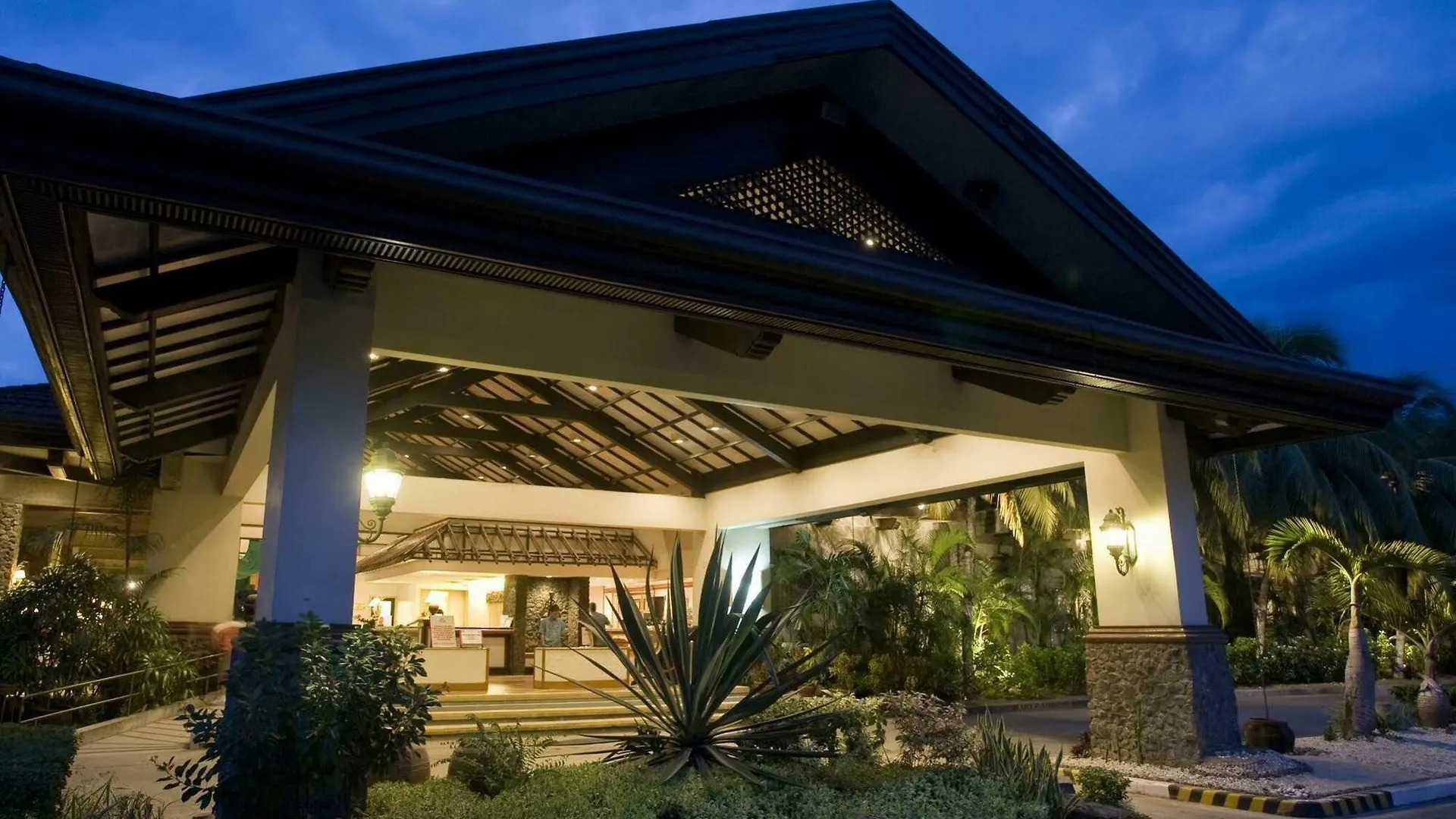 Waterfront Insular Hotel Davao City
